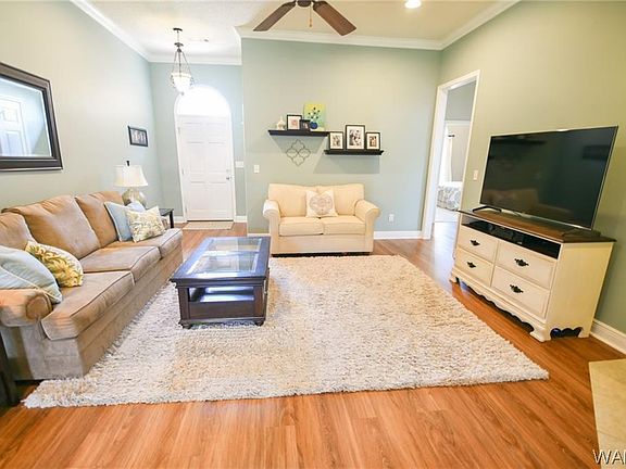 5th image of 12391 Huntington Village Dr