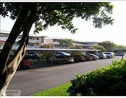 4th image of 4880 Locust St NE APT 125