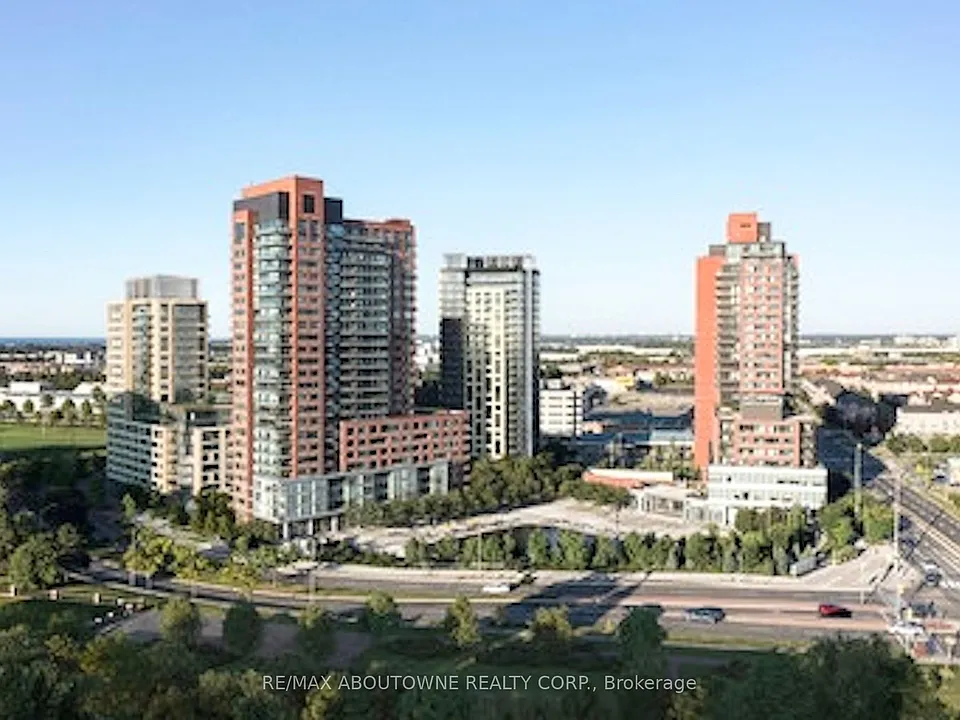 25 Kitney Dr #303