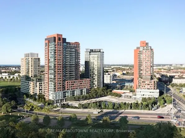 25 Kitney Dr, Ajax, ON