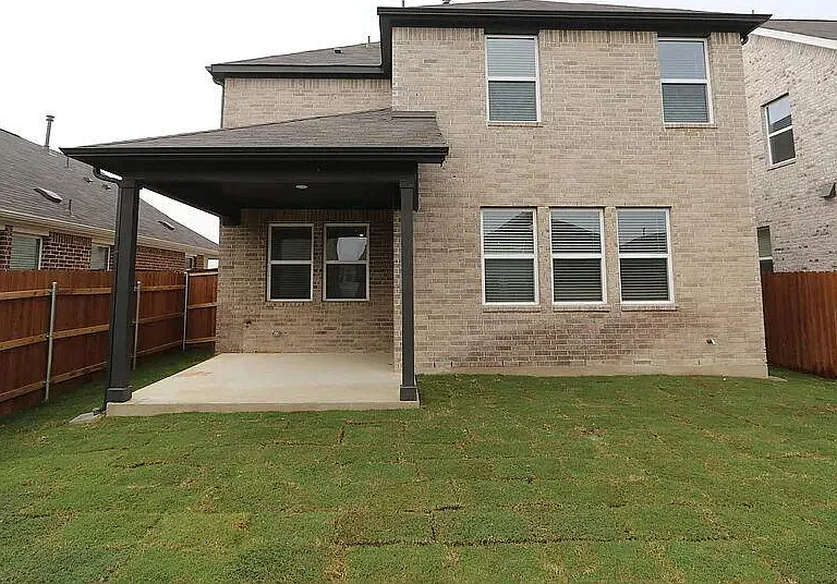 1620 Purple Martin Dr — Photo 2