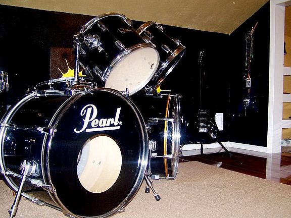 DRUM ROLL PLEASE
