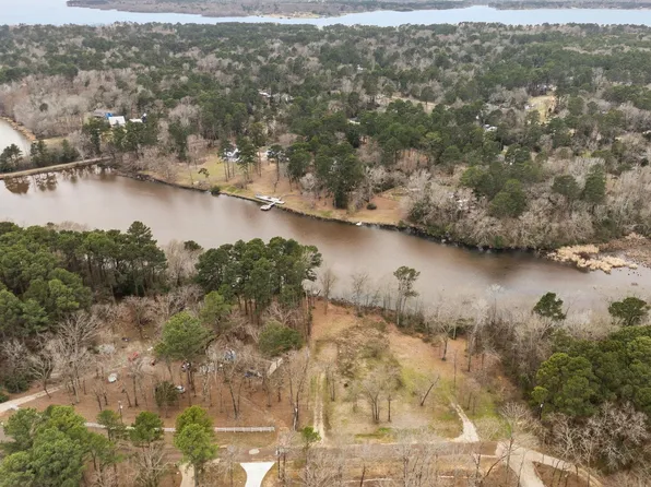 343 Laura Ln, Bullard, TX 75757