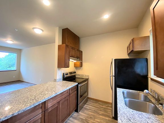 4th image of 8402 S C St #24
