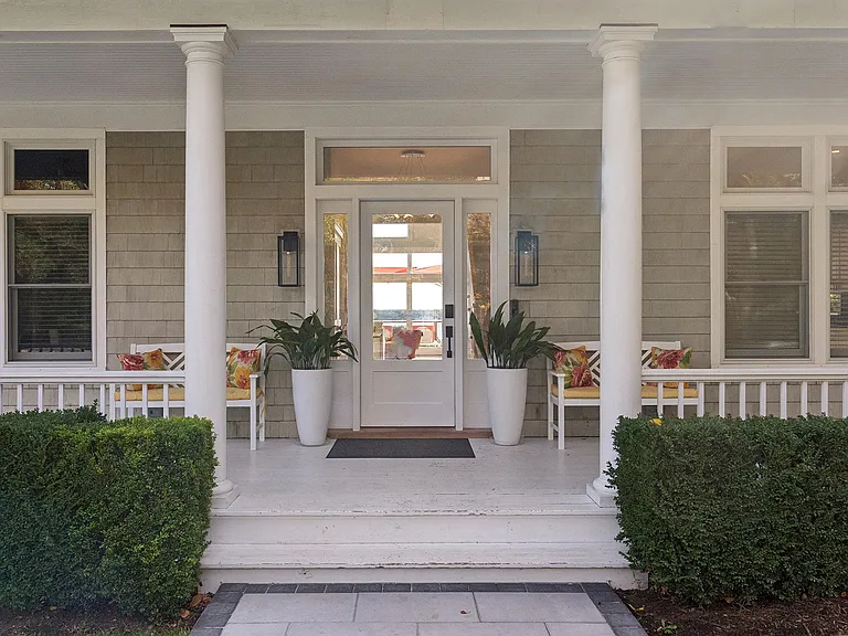 64 Three Mile Harbor Dr — Photo 7