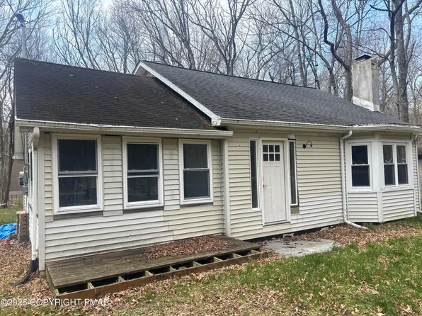 25 Pine Tree Rd, Albrightsville, PA 18210