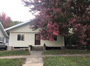 814 S Pleasant St, Princeton, IL 61356