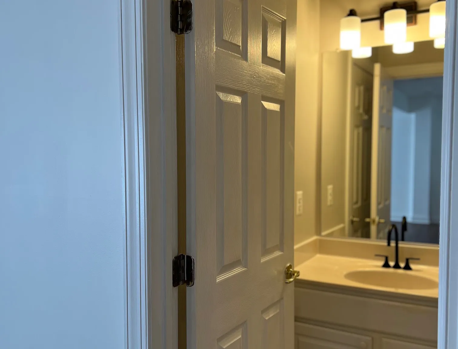1 bed, 828 sqft, $1,650 — Photo 3