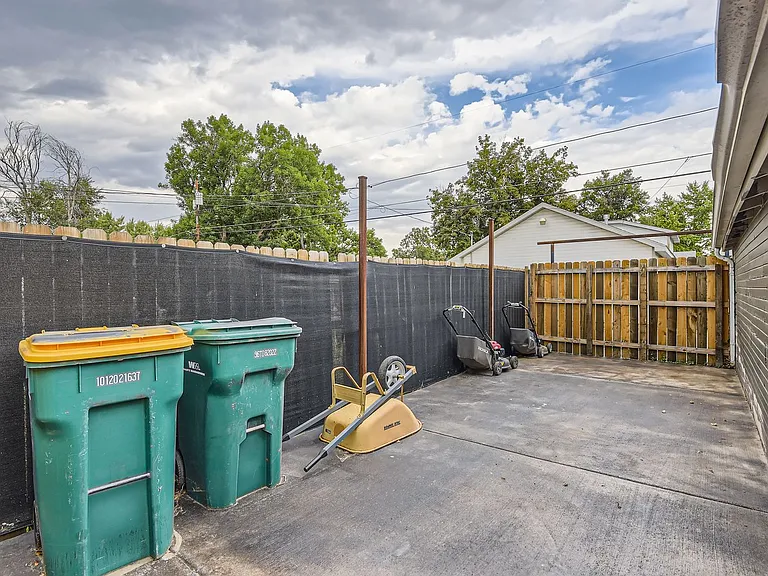 4406 S Logan St — Photo 28