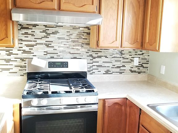 3rd image of 14022 Ramona Dr