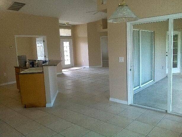 2nd image of 205 NW 9th Ter