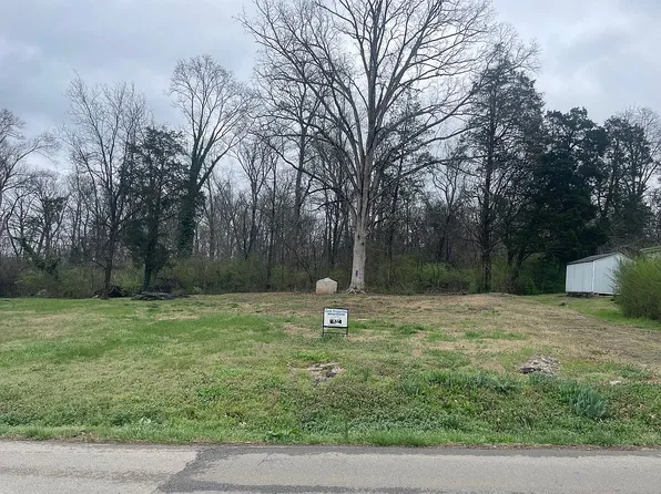 518 W Hill Ave, Friendsville, TN 37737