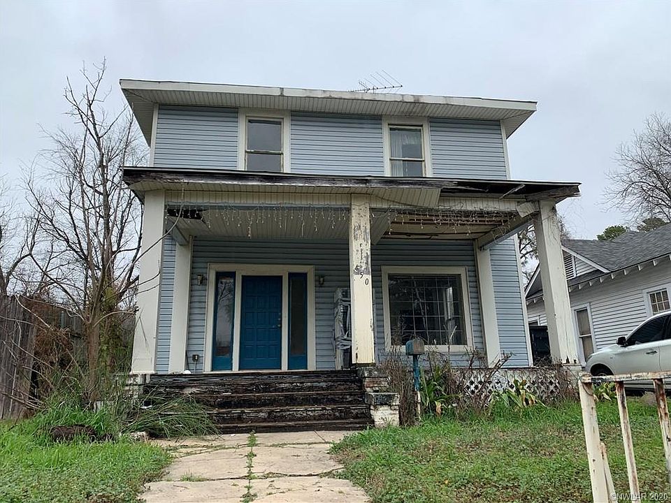 1st image of 450 Dalzell St