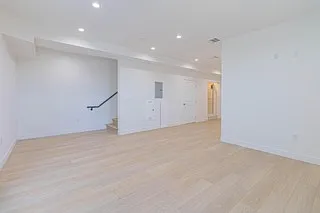 11311 Hawthorne Blvd — Photo 15