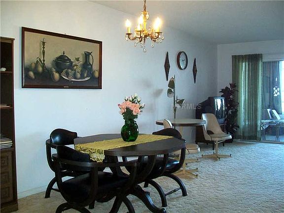 5th image of 1847 Shore Dr S APT 810