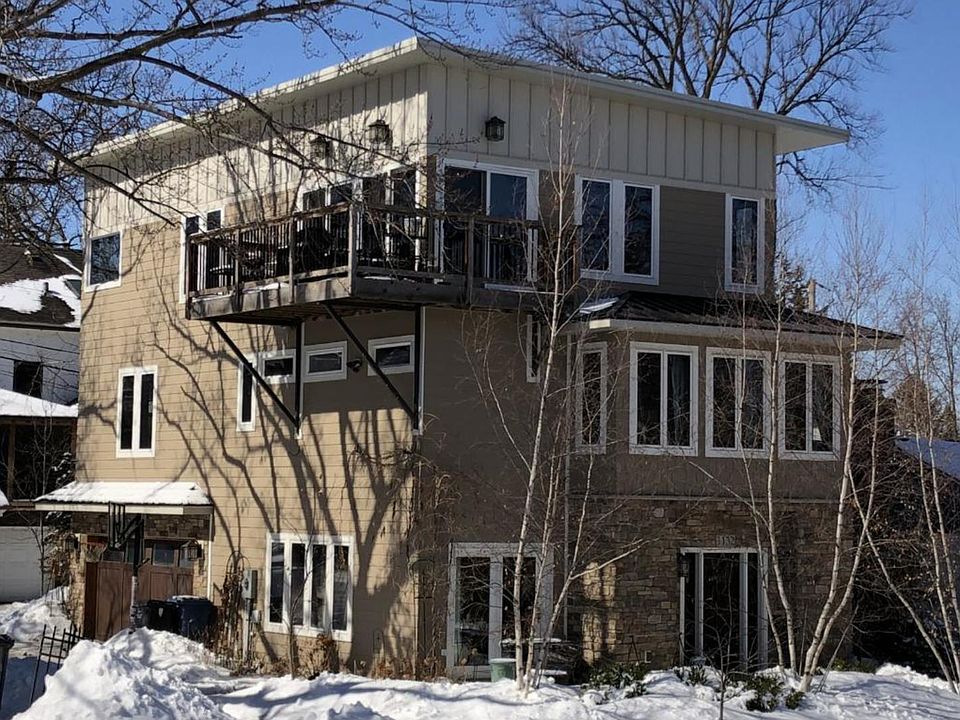 1st image of 1132 Washburn Ave S