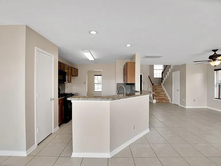 2939 Sailors Moon Dr — Photo 14