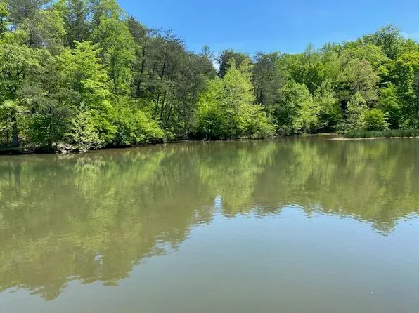 38 Lakewatch Cir, Moneta, VA 24121