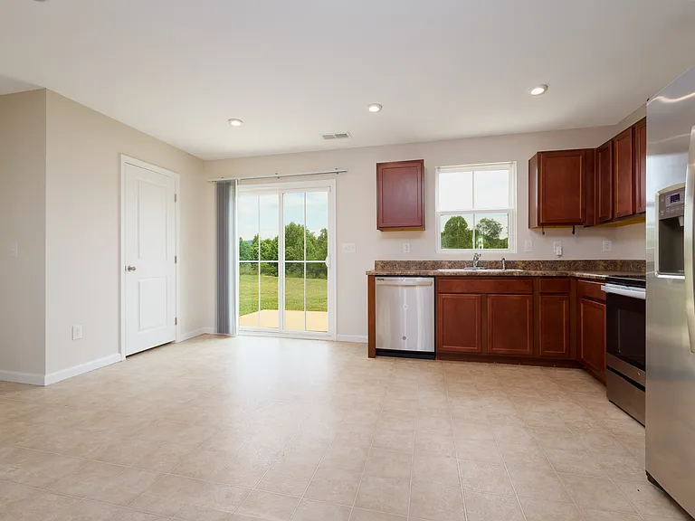 320 Maplestead Farms Ct — Photo 6