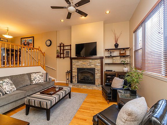 4th image of 3452 N Monticello Ave #1