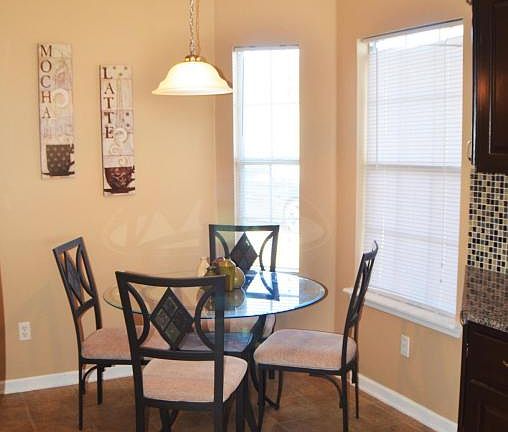 5th image of 2976 Majestic Oaks Ln