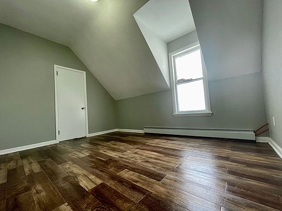 3rd image of 349 6th Ave S