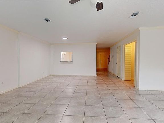 4th image of 2120 Hazlitt Drive