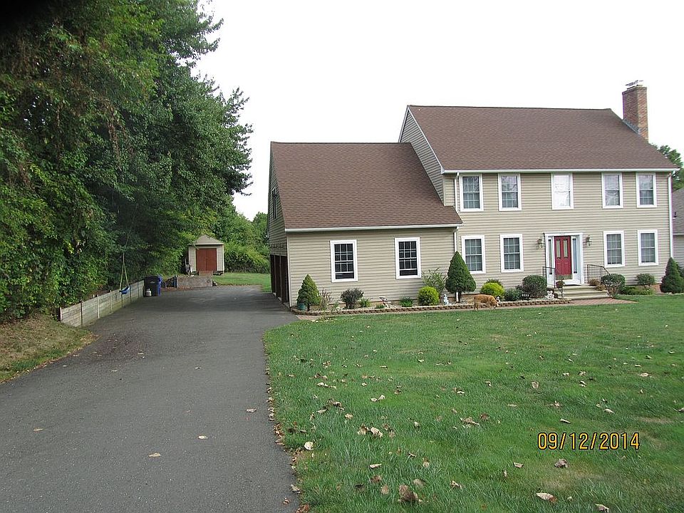 2nd image of 548 Congdon St