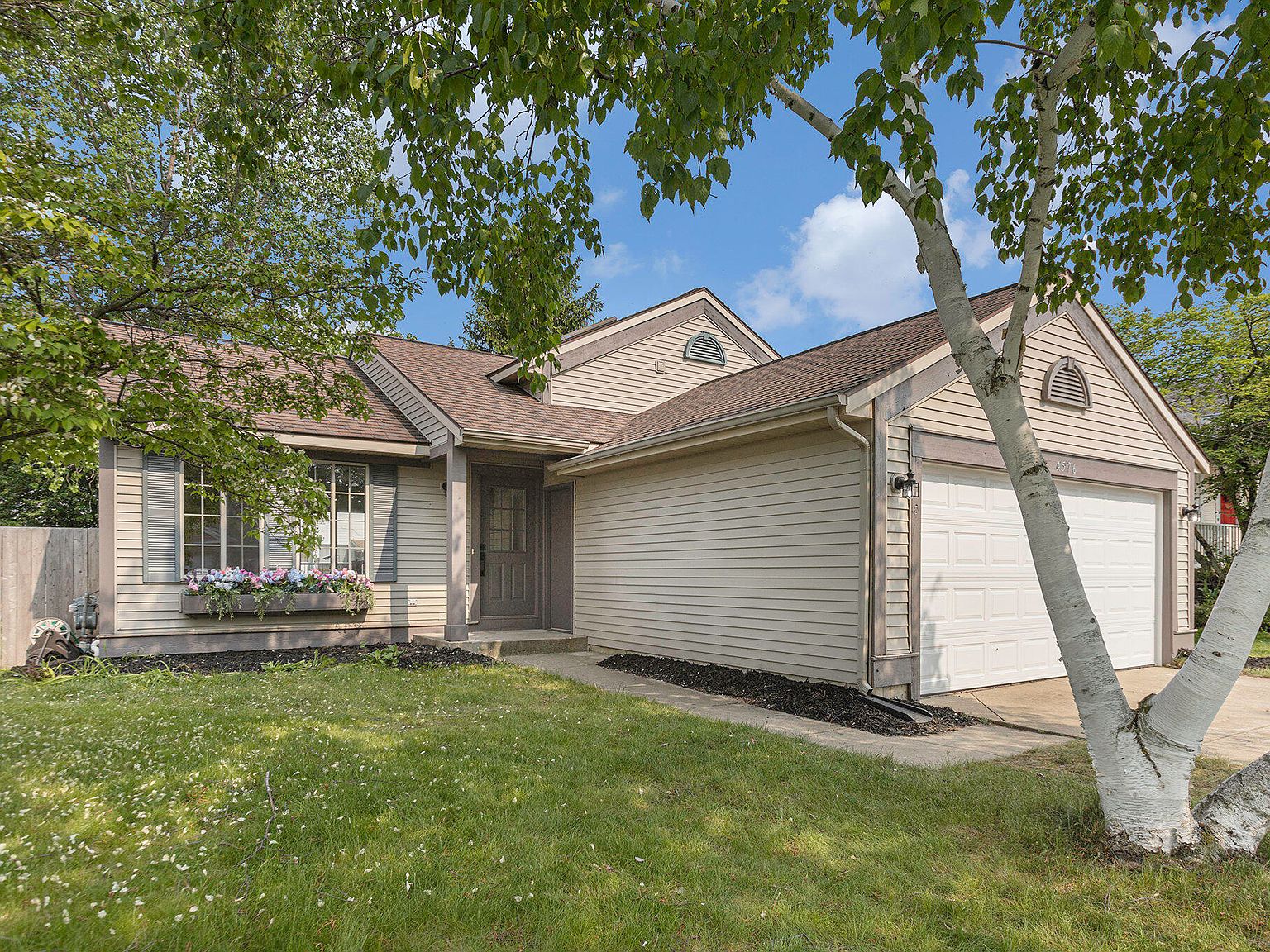 4576 Brookmeadow Dr SE, Kentwood, MI 49512 Zillow