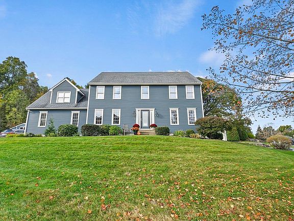 2nd image of 26 Brentwood Dr