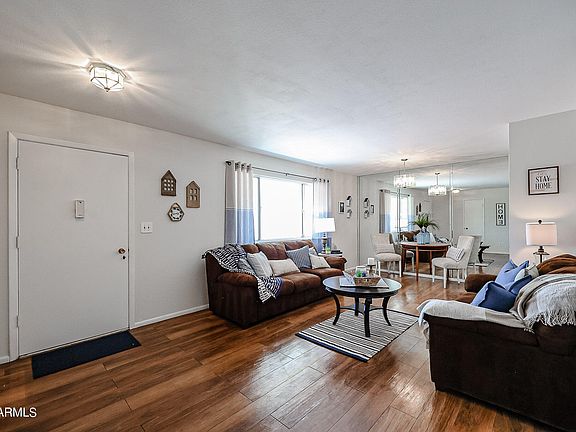 4th image of 10630 W La Jolla Drive