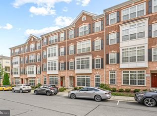 42599 Cardinal Trace Ter, Ashburn, VA 20148