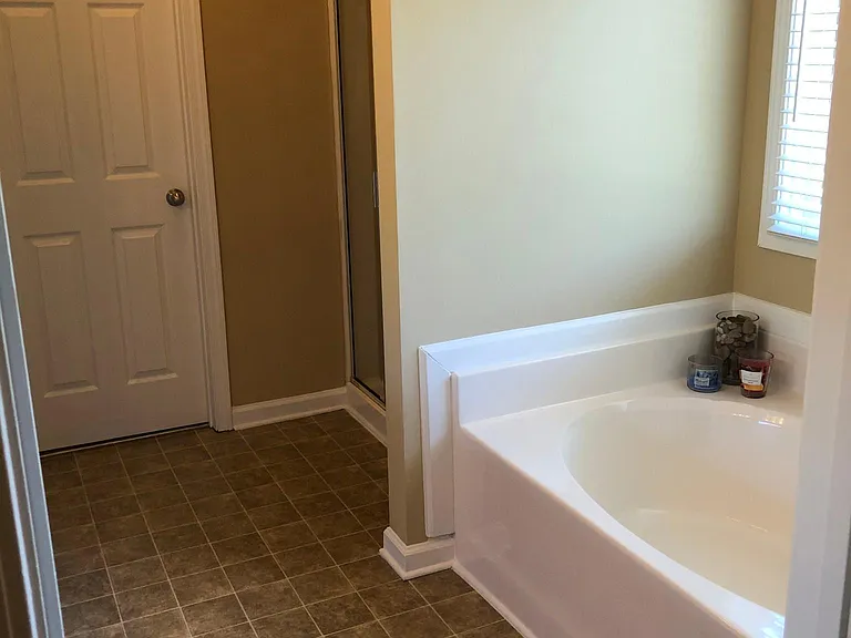 3901 Portland Trail Dr — Photo 25