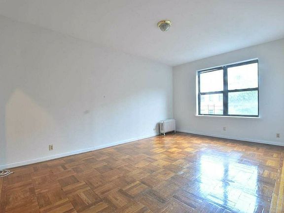 2nd image of 56 Bennett Ave APT 4C