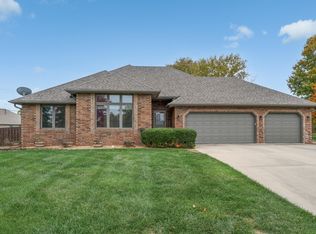 3548 W Beechwood Pl, Springfield, MO 65807