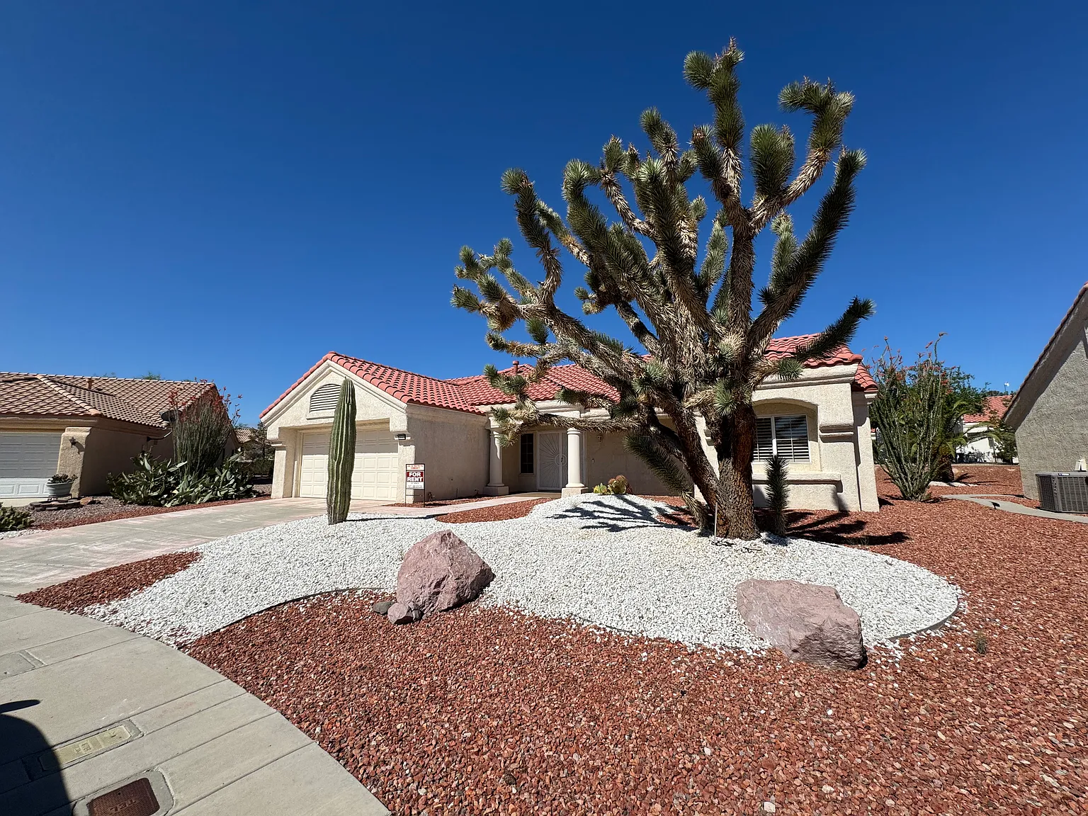 3009 Redington Dr — Photo 2