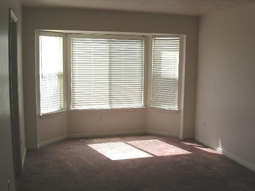 5th image of 3270 S Newmark Dr