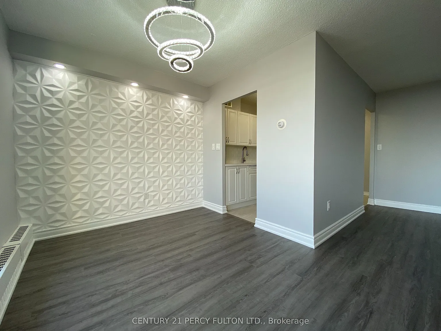 2 bed, $2,400 — Photo 2