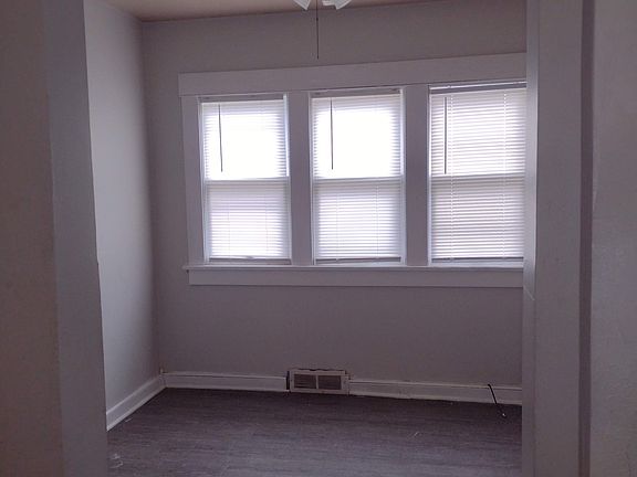 2nd image of 532 Western Ave