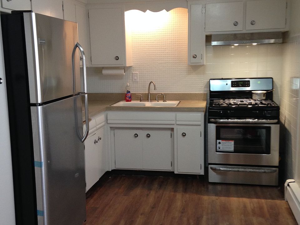 1st image of 3739 W Wilson Ave APT 2B