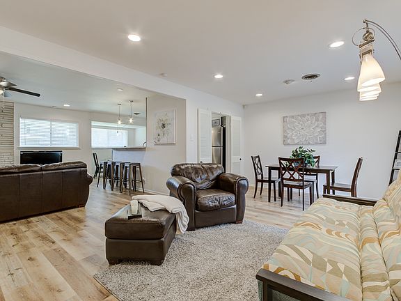 5th image of 502 Downshire Dr