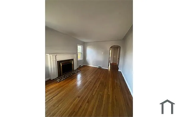 Building Photo - 11358 Rossiter St