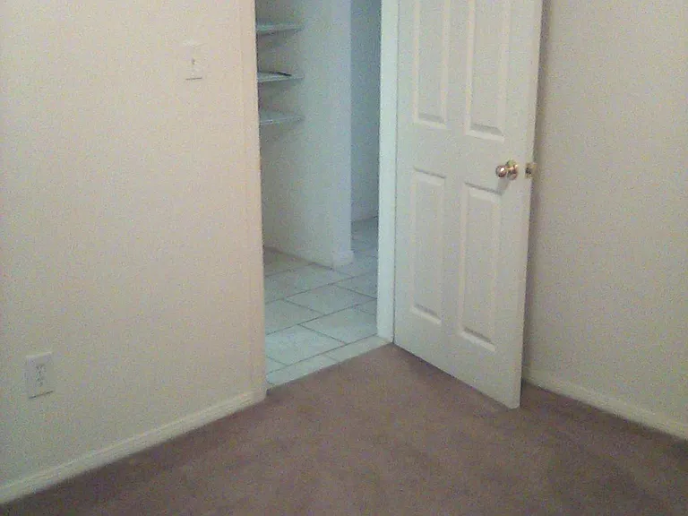 857 Oleander Ave — Photo 4