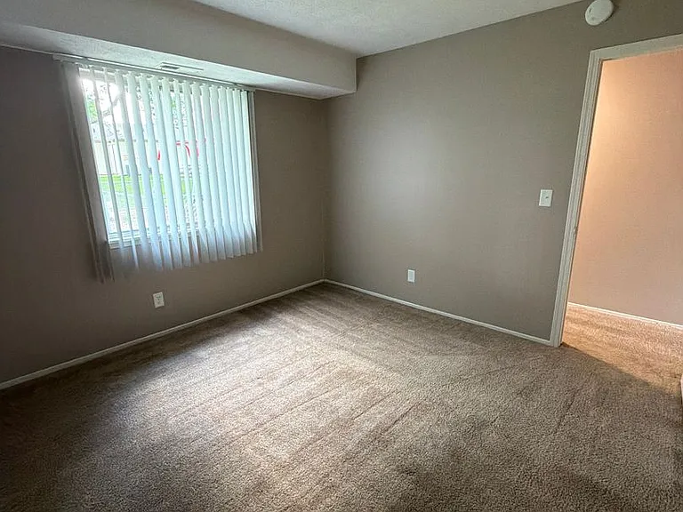 Southdale Square Apartments — Photo 69