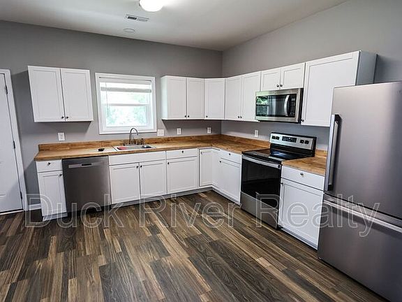 4th image of 130 Westover Dr