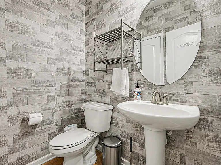 9034 Daisy Pl — Photo 15
