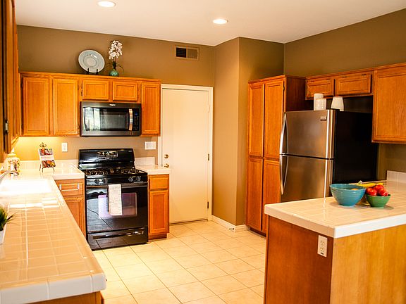 3rd image of 4346 Vista Verde Way