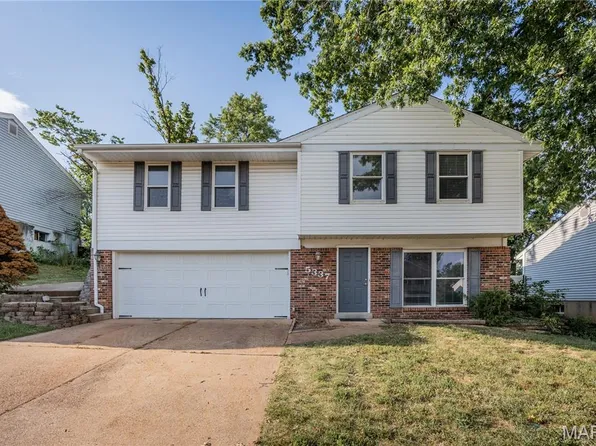 5337 Gloucester Rd, High Ridge, MO 63049