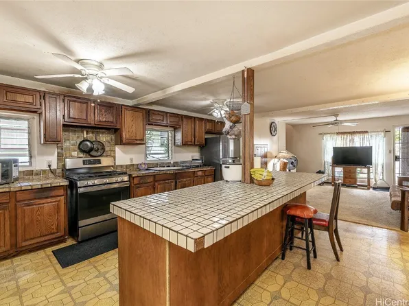 1513 Palolo Ave, Honolulu, HI 96816