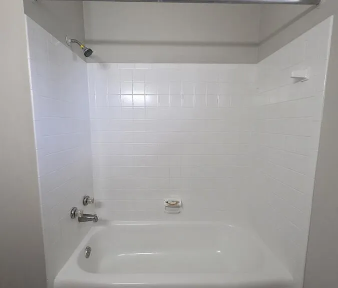 3316 S Oxford Ave #C — Photo 9